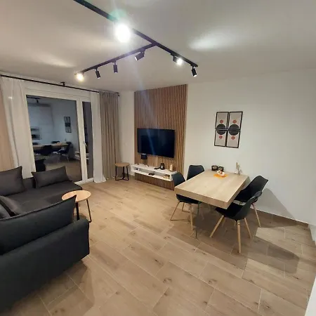 Srna, Jezero Apartment *